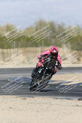 media/Jan-15-2026-Racers Edge (Thu) [[dfebeb70ab]]/2-A Group/Session 5 Turn 2/